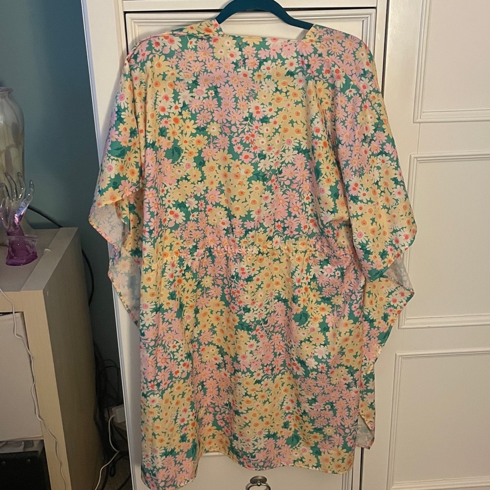 Floral Yellow Coverup - Picture 6 of 8